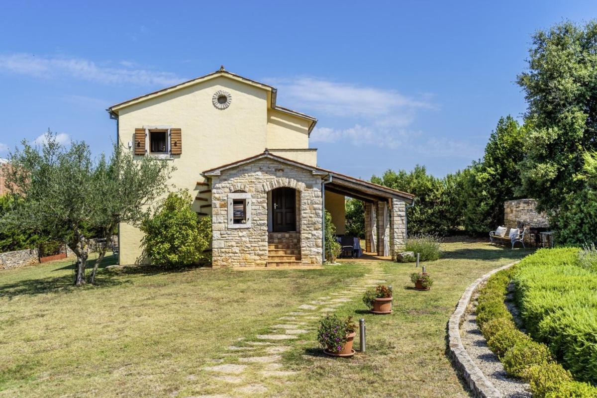 Villa Istria Moderna In Muntic Pula